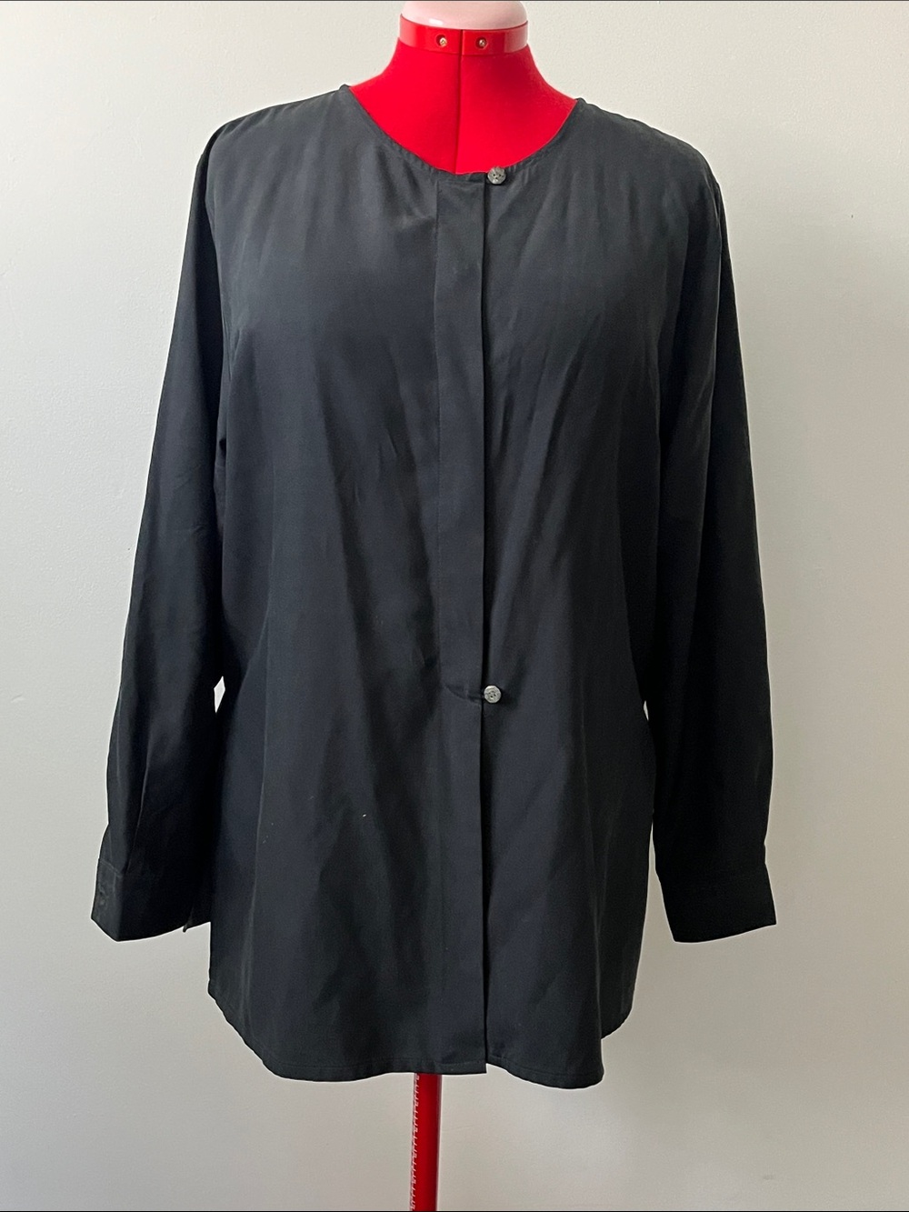 Vintage Charcoal Black 100% Silk Button Long Sleeve Top